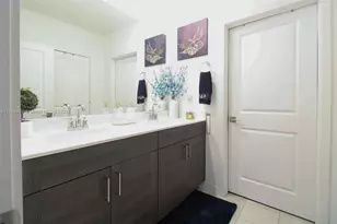 789 SE 16th Ct, Homestead, FL 33034 - Photo 13