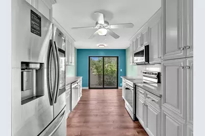 20013 Mona Cir #20013, Boca Raton, FL 33434 - Photo 9