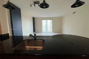 7266 SW 88th St, Miami, FL 33156 - Photo 13