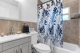 6660 Custer, Hollywood, FL 33024 - Photo 11