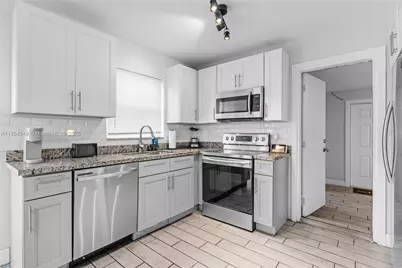 6660 Custer, Hollywood, FL 33024 - Photo 7