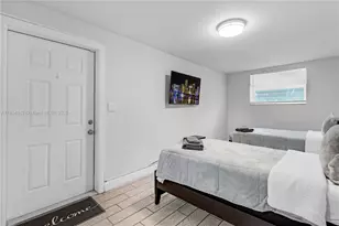 6660 Custer, Hollywood, FL 33024 - Photo 15