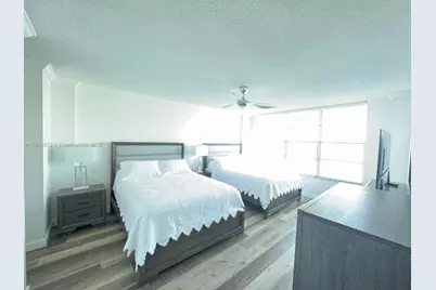 3800 S Ocean Dr #1808, Hollywood, FL 33019 - Photo 9