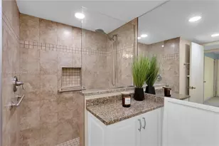 1409 SE 46th Ln, Other City - In The State Of Florida, FL 33904 - Photo 45