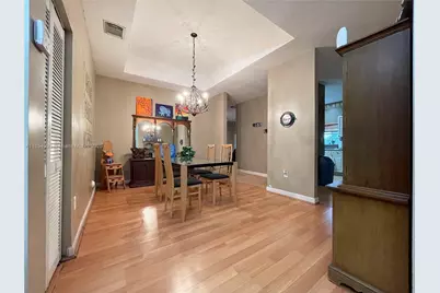2875 NE 4th St, Homestead, FL 33033 - Photo 7