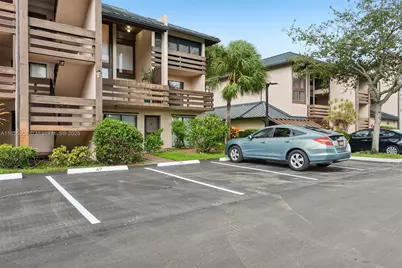 121 SW 96th Ter #205, Plantation, FL 33324 - Photo 37