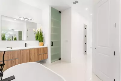 10 SW 33rd Ave, Other City - In The State Of Florida, FL 33991 - Photo 35