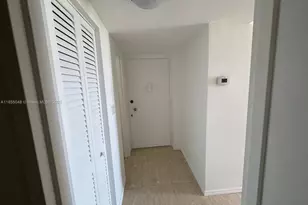 7800 Carlyle Ave, Miami Beach, FL 33141 - Photo 23