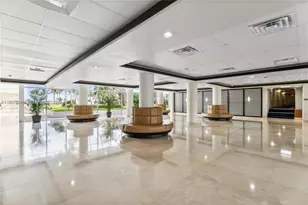 5005 Collins Ave, Miami Beach, FL 33140 - Photo 17