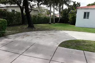 702 Boabadilla St, Coral Gables, FL 33134 - Photo 3