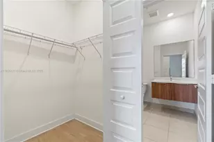 7831 NW 104th Ave, Doral, FL 33178 - Photo 37