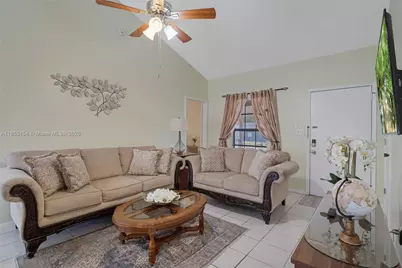 409 Murphy Rd, Other City - In The State Of Florida, FL 32708 - Photo 5