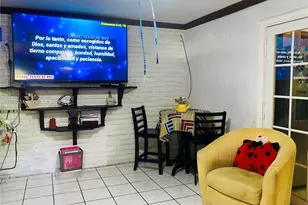 8355 NW 32nd Ave, Miami, FL 33147 - Photo 9