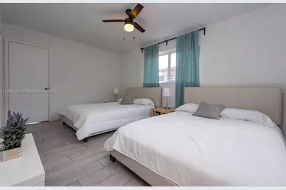 350 NW 50th St, Miami, FL 33127 - Photo 13