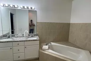 3450 NW 17th Terrace, Oakland Park, FL 33309 - Photo 15