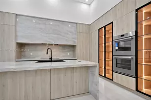 3303 W Stonebrook Cir, Davie, FL 33330 - Photo 13