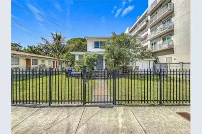 796 NE 85th St, Miami, FL 33138 - Photo 1