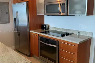 185 SW 7th St, Miami, FL 33130 - Photo 3