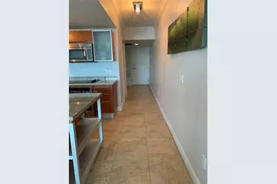 185 SW 7th St #2202, Miami, FL 33130 - Photo 5