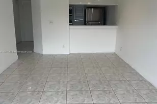 9962 Twin Lakes Dr, Coral Springs, FL 33071 - Photo 7