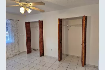 2246 W 74th St #201-10, Hialeah, FL 33016 - Photo 19