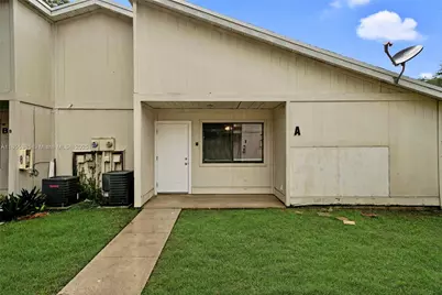 5320 Elmhurst Rd #A, West Palm Beach, FL 33417 - Photo 1