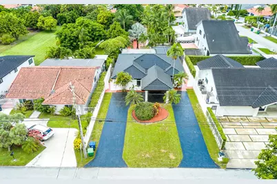 2810 SW 114th Ave, Miami, FL 33165 - Photo 1