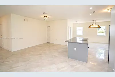 2810 SW 114th Ave, Miami, FL 33165 - Photo 29