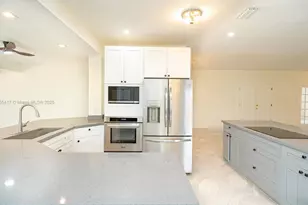 2810 SW 114th Ave, Miami, FL 33165 - Photo 15