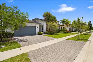 4407 SW 175th Ave, Miramar, FL 33029 - Photo 3