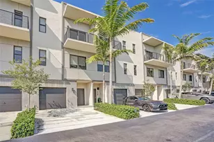 516 SE 1st Cir, Pompano Beach, FL 33060 - Photo 3