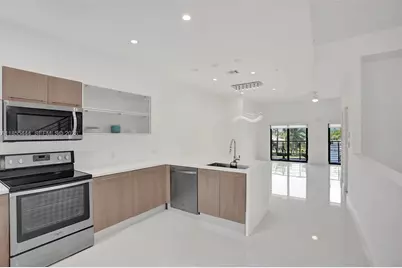 516 SE 1st Cir, Pompano Beach, FL 33060 - Photo 13