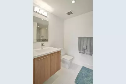 516 SE 1st Cir, Pompano Beach, FL 33060 - Photo 9