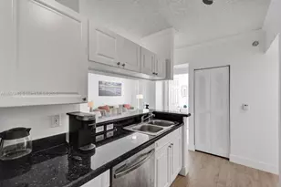 17100 N Bay Rd, Sunny Isles Beach, FL 33160 - Photo 59