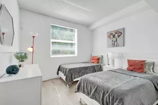 17100 N Bay Rd, Sunny Isles Beach, FL 33160 - Photo 7