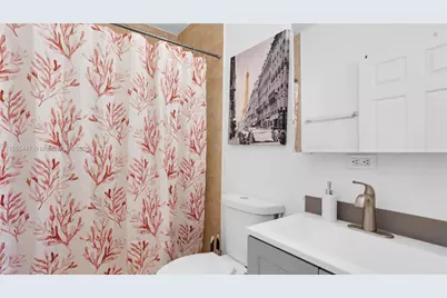 1554 NW 58th St, Miami, FL 33142 - Photo 35