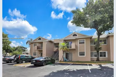 2361 NW 96th Ter #18A, Pembroke Pines, FL 33024 - Photo 1