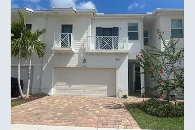 11997 Park Central, Royal Palm Beach, FL 33411 - Photo 1