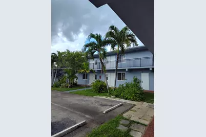 655 Eldron Dr #26, Miami Springs, FL 33166 - Photo 5