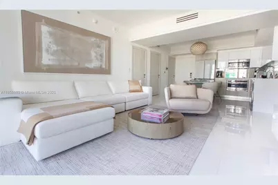 92 SW 3rd St #1711, Miami, FL 33130 - Photo 5