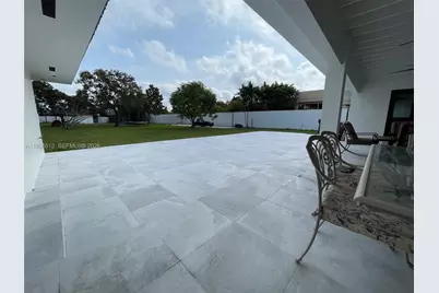 2721 SW 130th Ave, Miami, FL 33175 - Photo 37