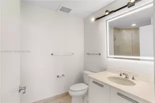 1060 Brickell Ave, Miami, FL 33131 - Photo 17
