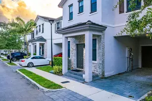 1630 SW 28th St, Fort Lauderdale, FL 33315 - Photo 5