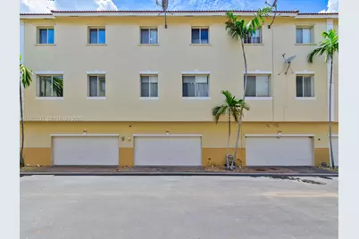 2867 S Oasis Dr, Boynton Beach, FL 33426 - Photo 29