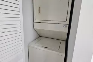 8475 SW 156th Ct, Miami, FL 33193 - Photo 13