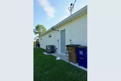 105 E 15th St, Lehigh Acres, FL 33972 - Photo 13