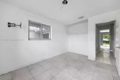 4210 NW 23rd St, Lauderhill, FL 33313 - Photo 15