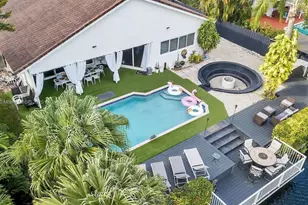 205 N 31st Ave, Hollywood, FL 33021 - Photo 1