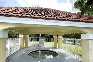 12760 Vista Isles Dr, Sunrise, FL 33325 - Photo 41