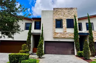 7924 NW 105th Ave, Doral, FL 33178 - Photo 1